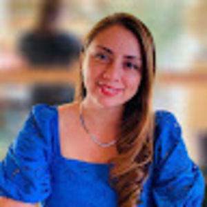 Meet your Posher, Lorena